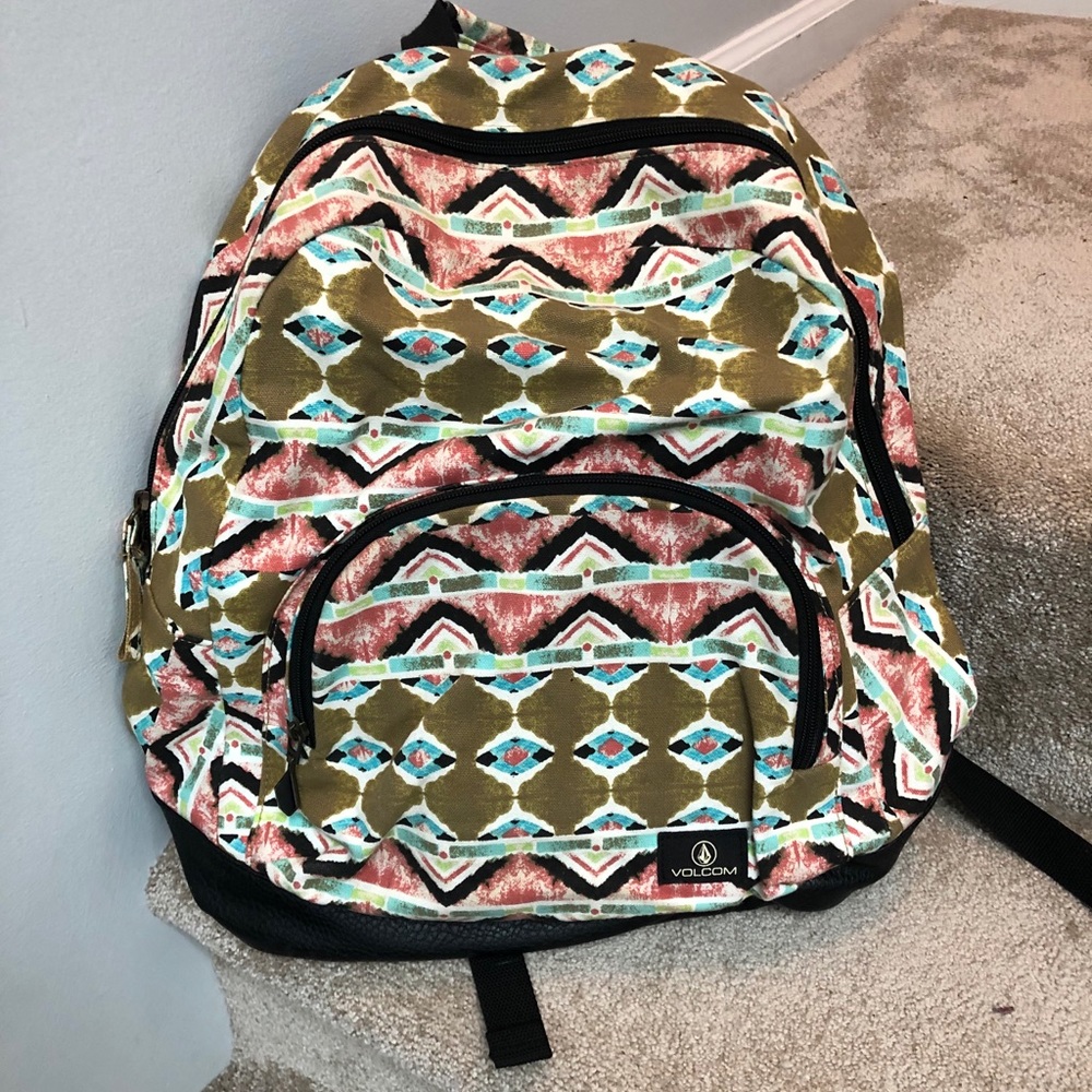 Volcom backpack in perfect condition